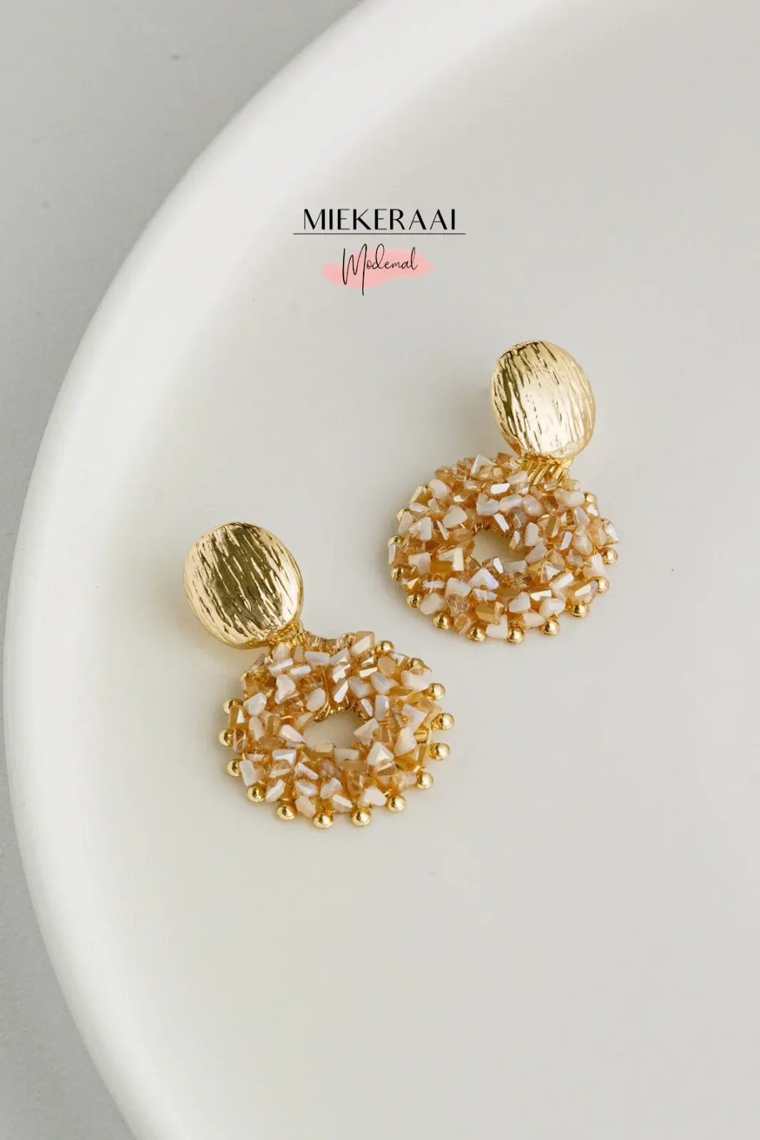 Miekeraai The Corle